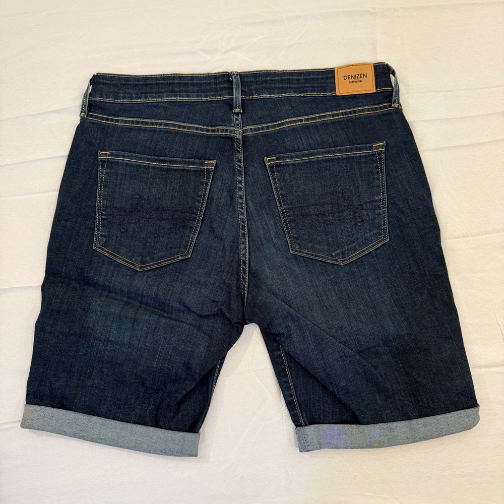 Denizen from Levis Womens Mid Rise Bermuda Shorts Dark Wash Cuffed Denim 10 W30 - Picture 2 of 7